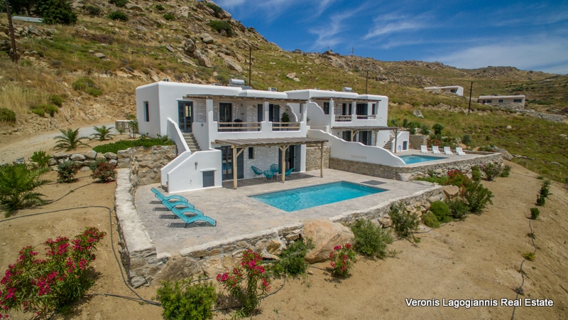 Drone (11) Mikri Vigla Naxos / 2 houses of 100m2 each/ 640533