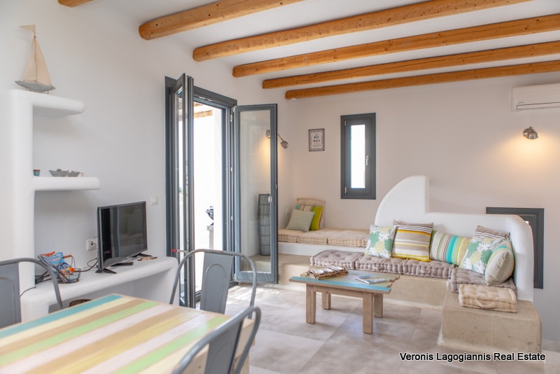 Mikri Vigla (214) Mikri Vigla Naxos / 2 houses of 100m2 each/ 640533