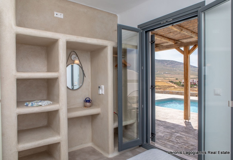 Mikri Vigla Naxos / 2 houses of 100m2 each/ 640533