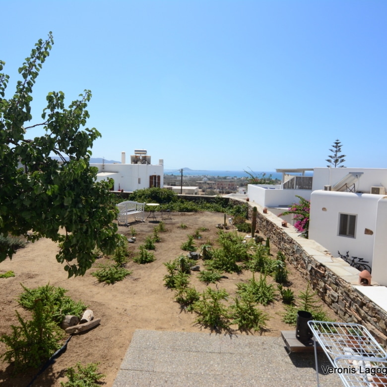 Agia Anna Naxos / Apartment of 39m2 / 640647
