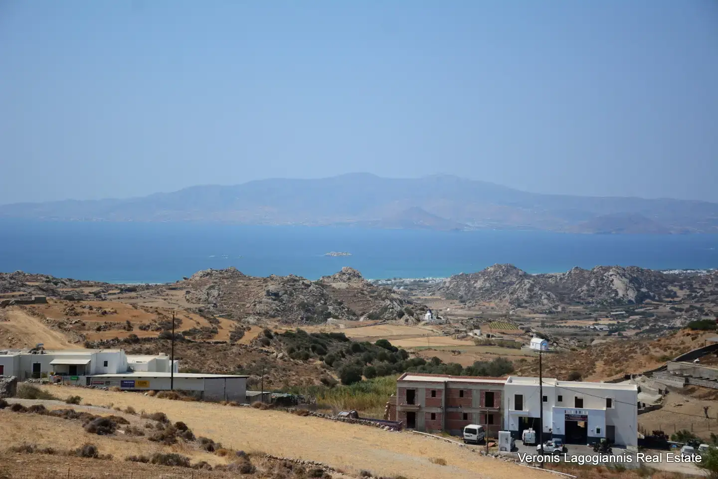 DSC_8663 Βίβλος Νάξου / 2 όμορα γεωτεμάχια συνολικής έκτασης 15.475,21 m2 / 640595