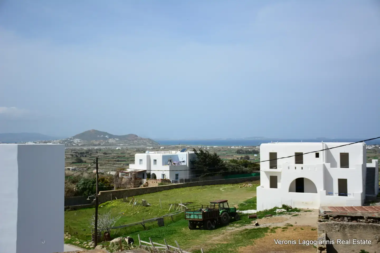 DSC_9554 Glinado Naxos / Unfinished 1st-Floor Apartment with Sea View / 640618