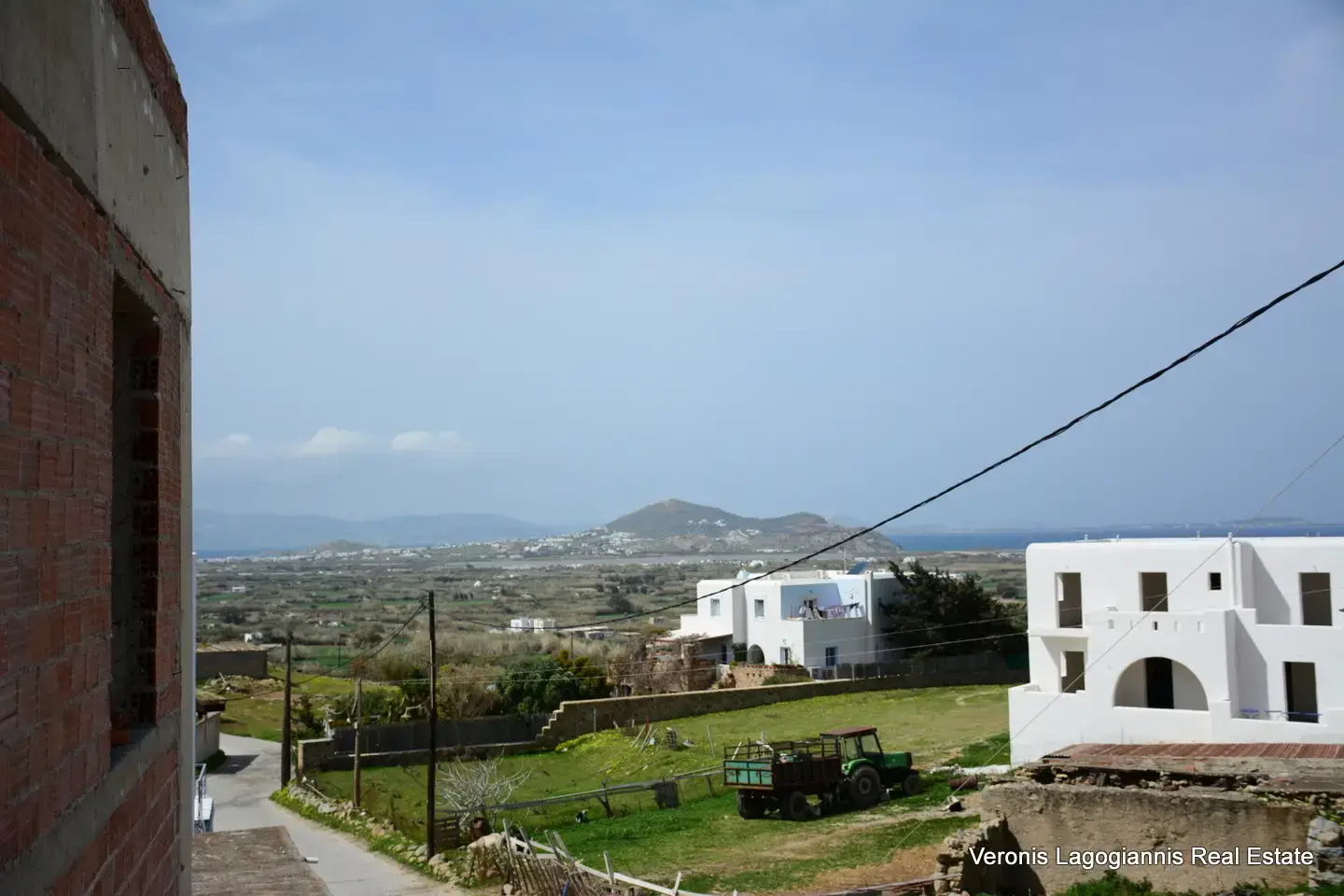 DSC_9555 Glinado Naxos / Unfinished 1st-Floor Apartment with Sea View / 640618
