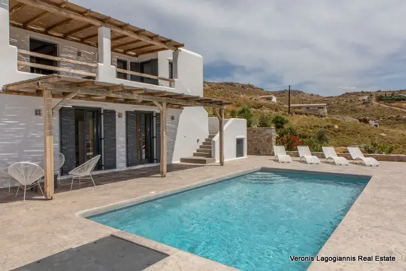 Mikri Vigla (287) Mikri Vigla Naxos / 2 houses of 100m2 each/ 640533