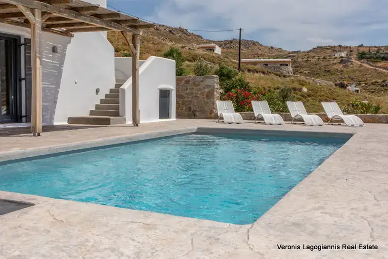 Mikri Vigla (290) Mikri Vigla Naxos / 2 houses of 100m2 each/ 640533