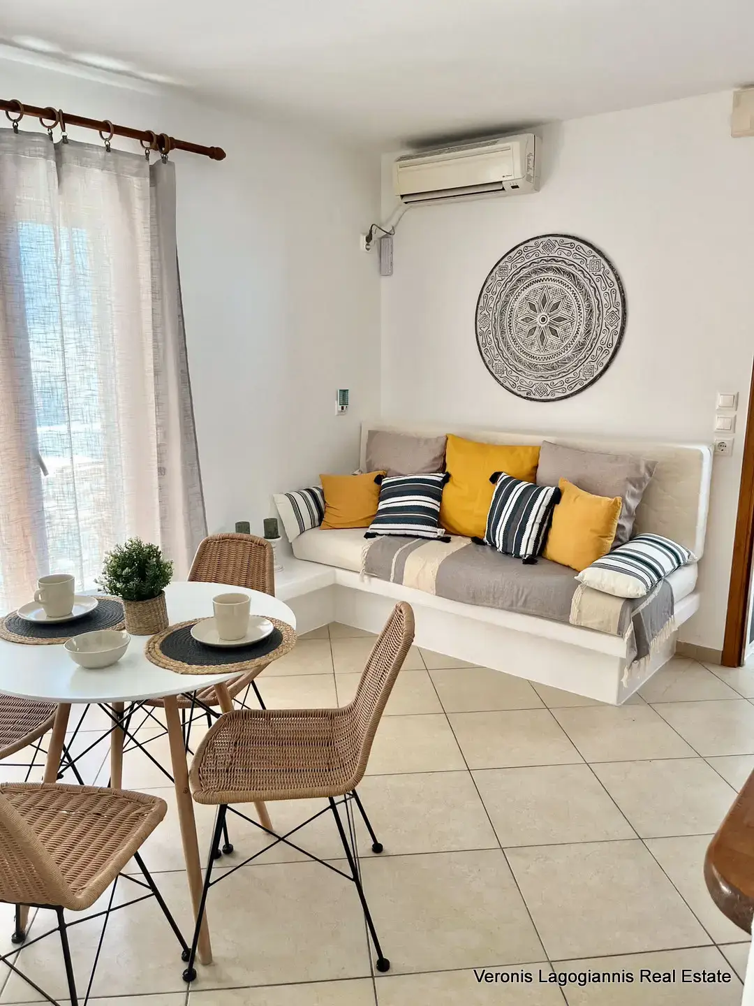 Downtown-studios & apartements-Chora-Naxos-12 (11) Chora Naxos / houses of 28m2 – 52m2 / 640642