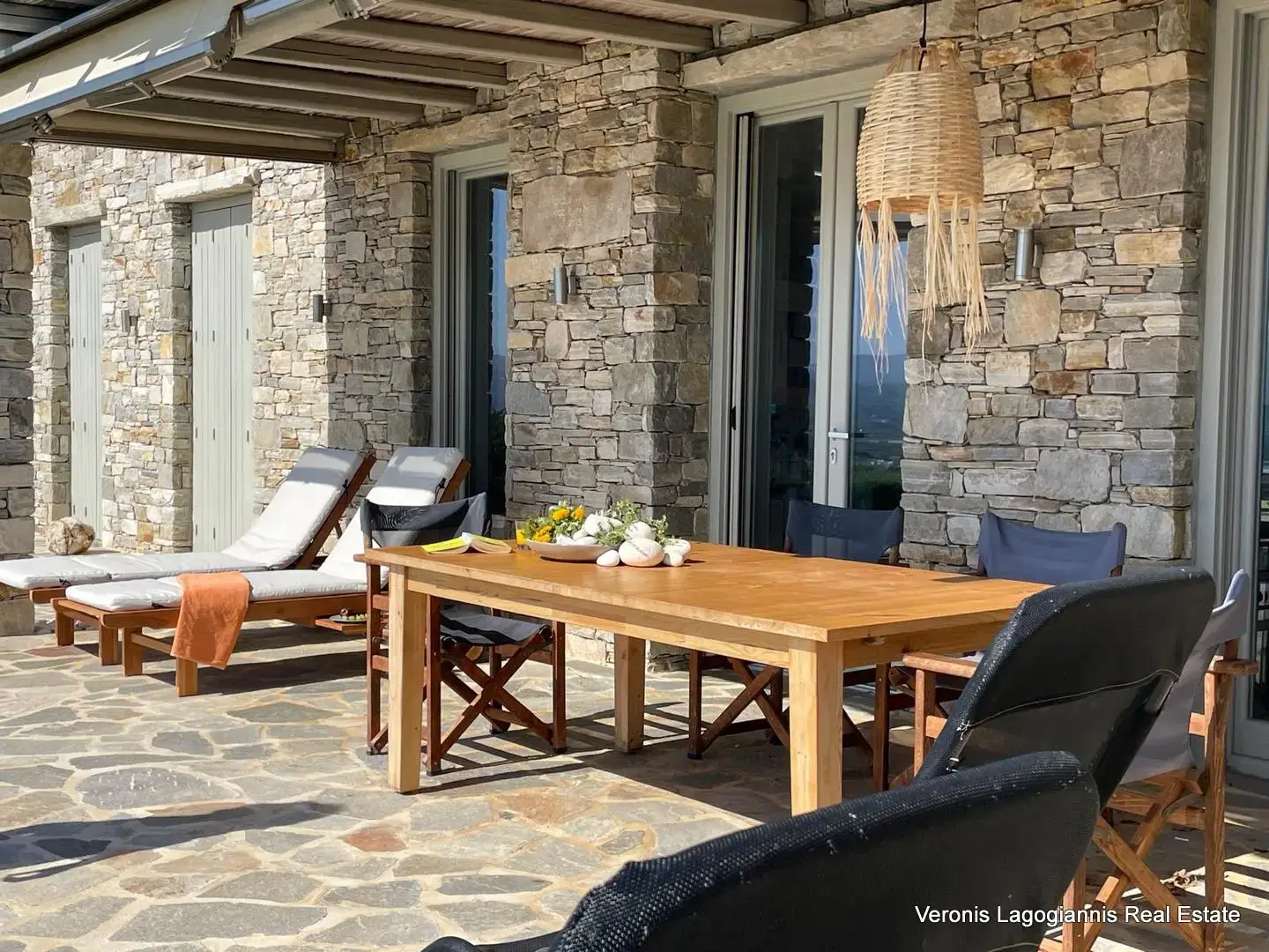 front stones Stelida Naxos / House of 78.55m2 / 640648