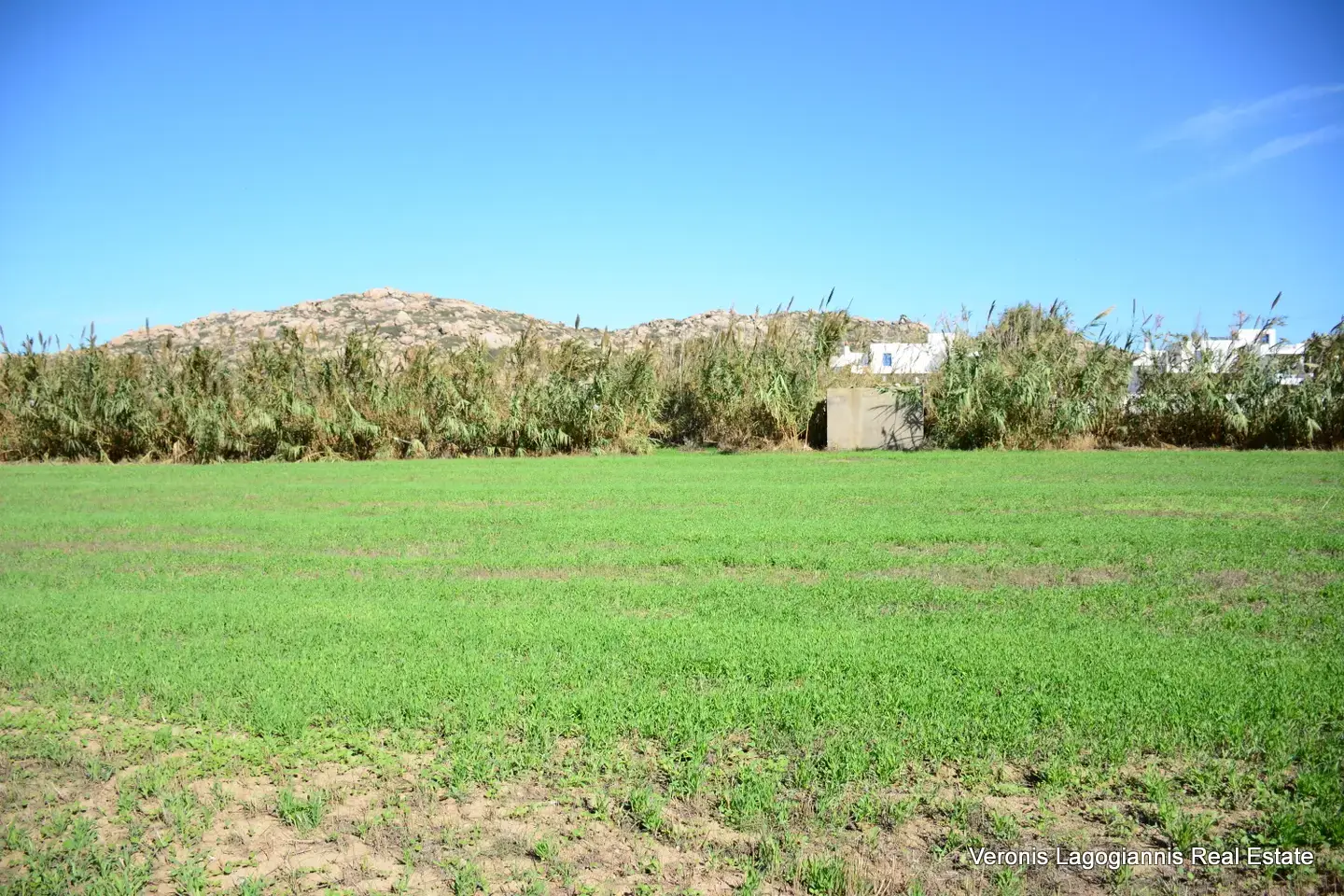 DSC_1042 Plaka Naxos – Parcel 4,580m2 / 640652