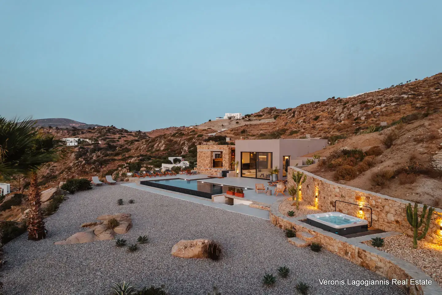VillaLaPunta_drone-16 Plaka Naxos / Houses of 185.78m2 / 640676