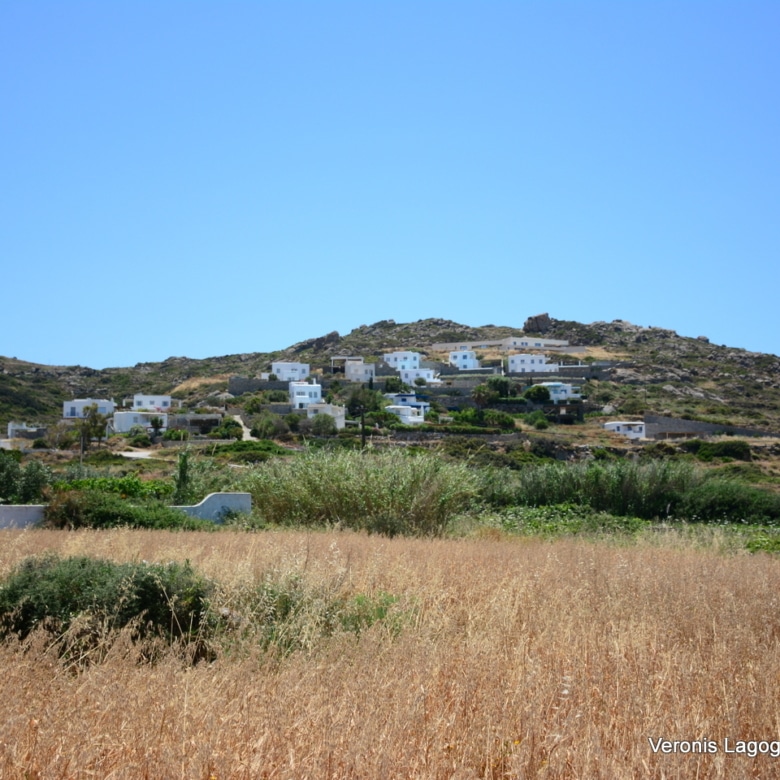 Plaka Naxos – Plot 2.500m2 / 640680