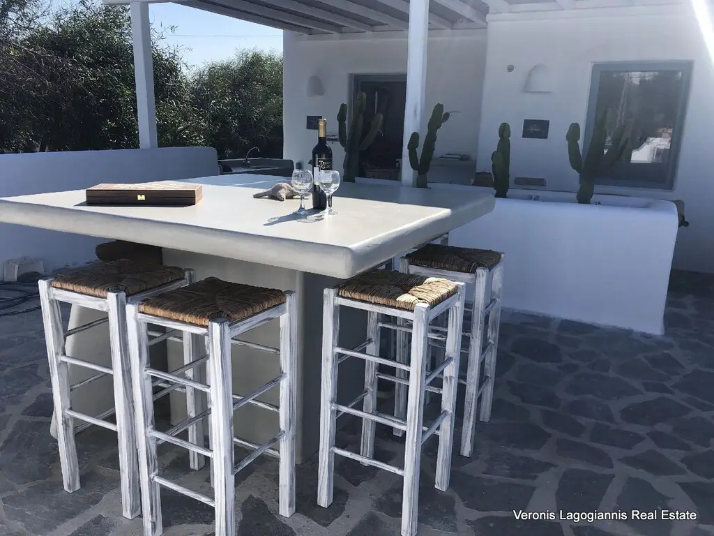 e1c8a49d5823be7f04fe1681ff493ae0 Mikri Vigla Naxos / House of 140m2 / 640681