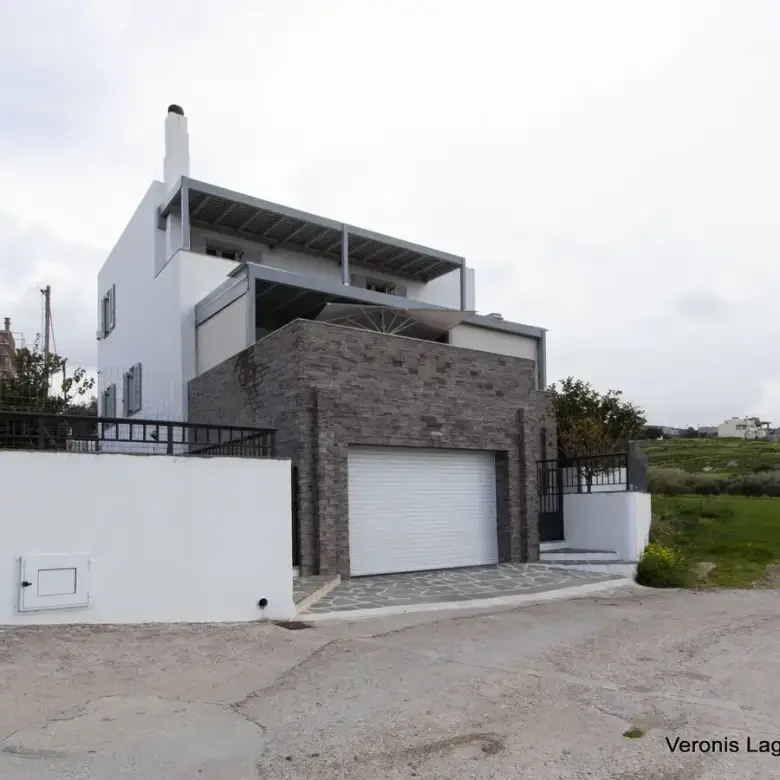Galanado / House of 360 m2