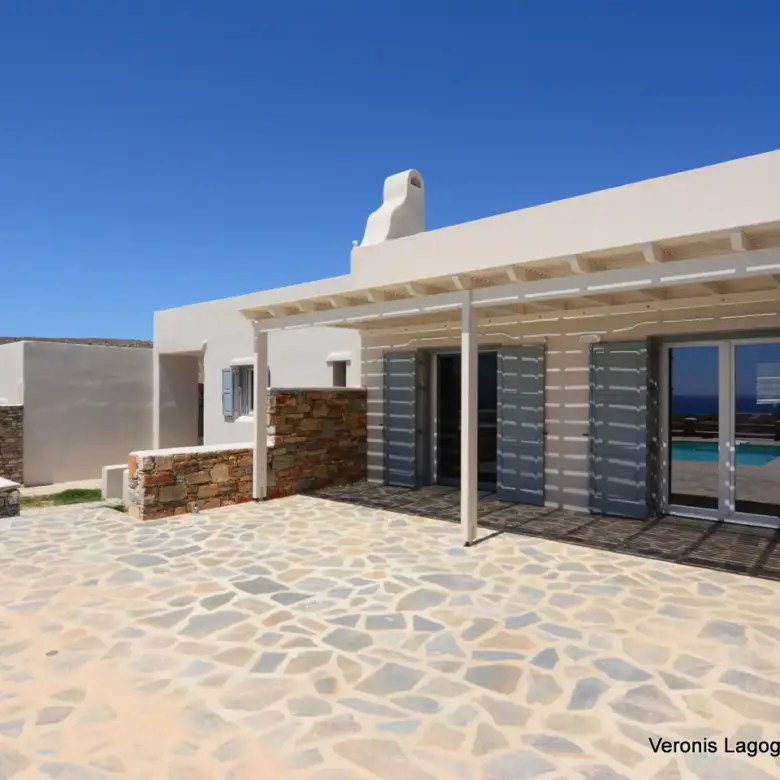 Kastraki Naxos / houses of 155 m2