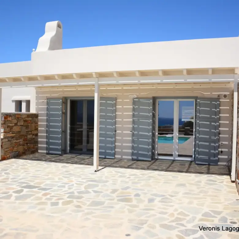 Kastraki Naxos / houses of 155 m2