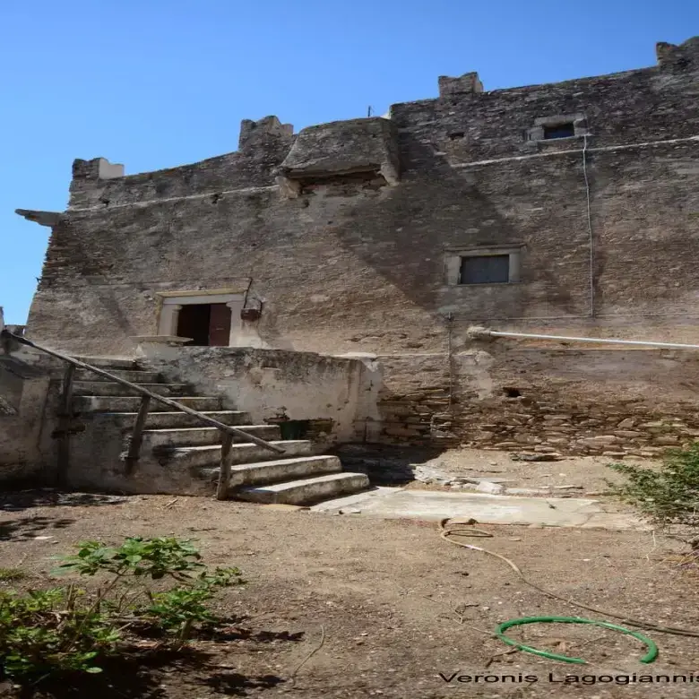 Κουρουνοχώρι / Ενετικός Πύργος 296 m2