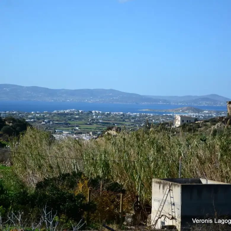 Vivlos Naxos / Plot of 360 m2