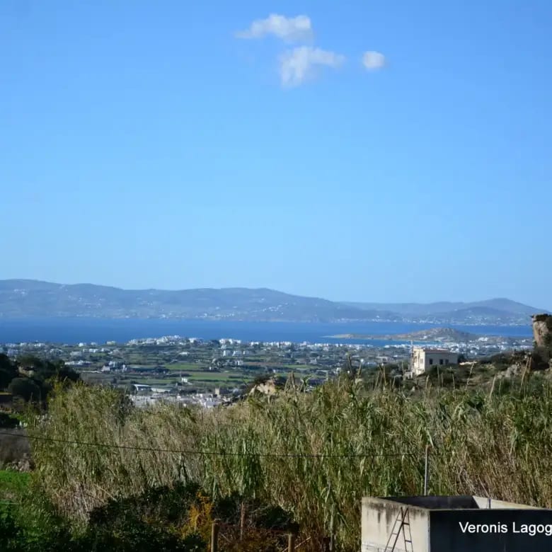 Vivlos Naxos / Plot of 360 m2