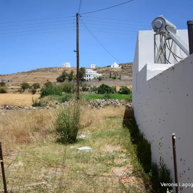 Βίβλος Νάξου / Οικόπεδο 121 τ.μ. / 640582