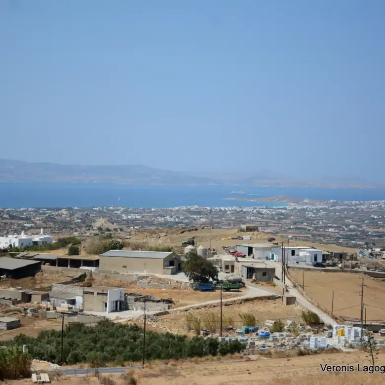 Βίβλος Νάξος / αγροτεμάχιο 6.818.50 m2 / 640606