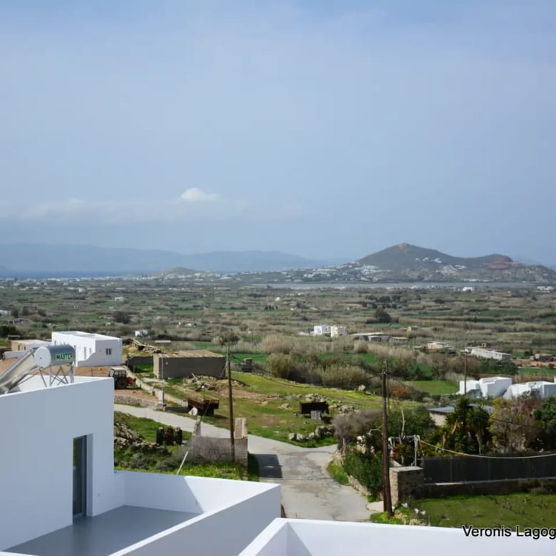 Glinado, Naxos / Unfinished 88 m2 Maisonette / 640617