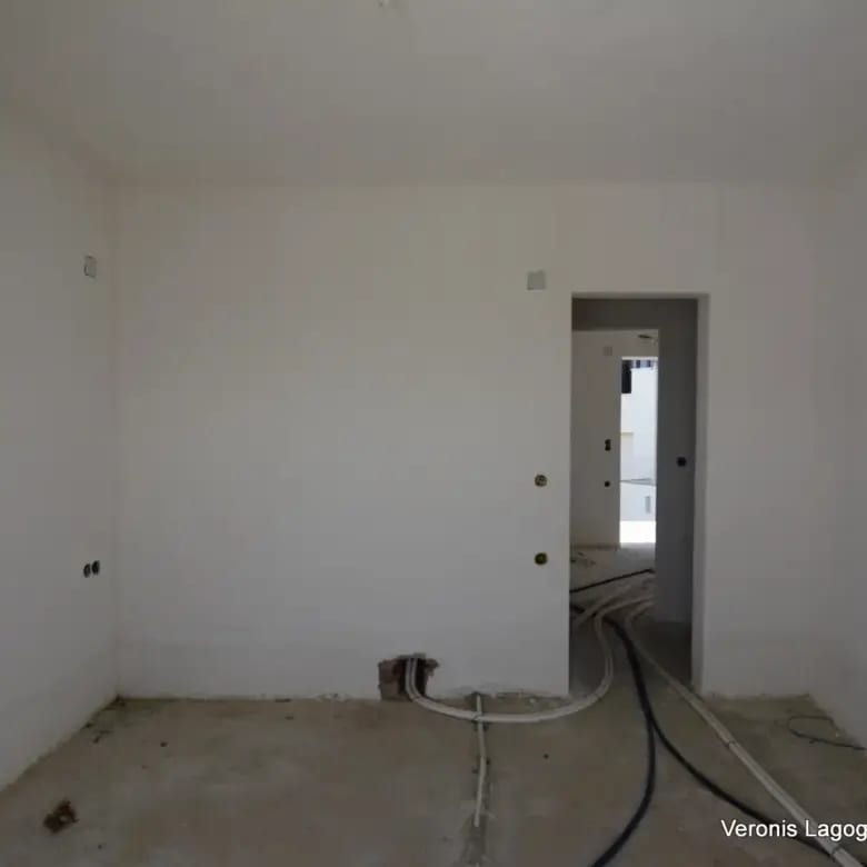Glinado, Naxos / Unfinished 88 m2 Maisonette / 640617
