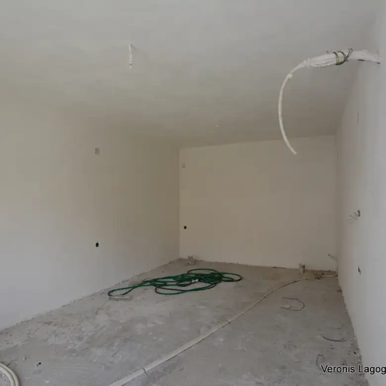Glinado, Naxos / Unfinished 88 m2 Maisonette / 640617
