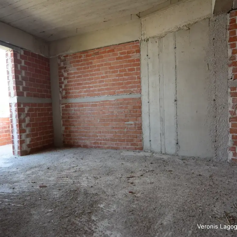 Glinado Naxos / Unfinished 1st-Floor Apartment with Sea View / 640618