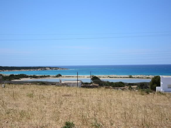 Γλυφάδα Νάξου – Αγροτεμάχιο 4.556m2 / 640630