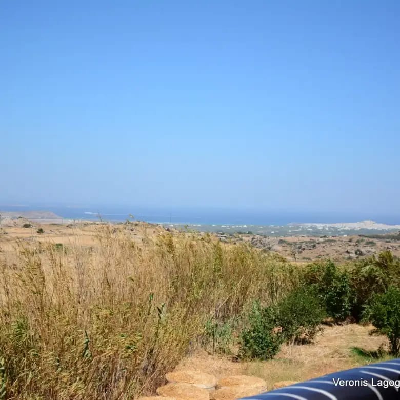 Vivlos Naxos / House of 120m2 / 640641