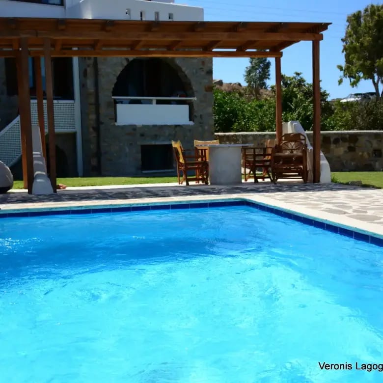 Vivlos Naxos / House of 120m2 / 640641