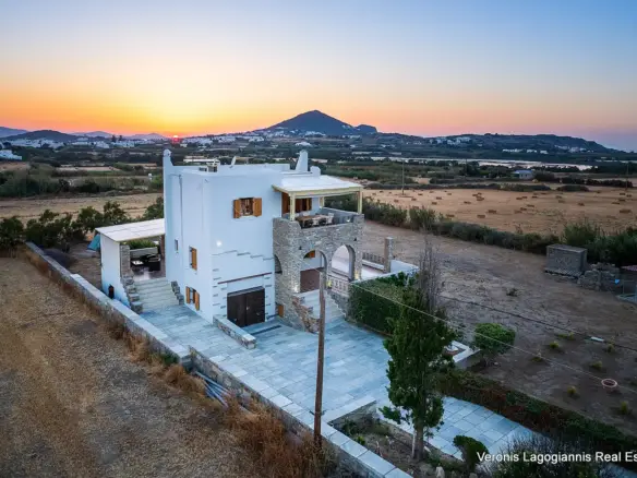 Agia Anna Naxos / house of 189m2 / 640645