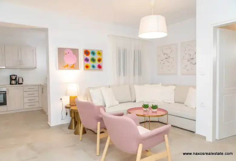 Pyrgaki Naxos / Houses of 151-217 m2 / 640384
