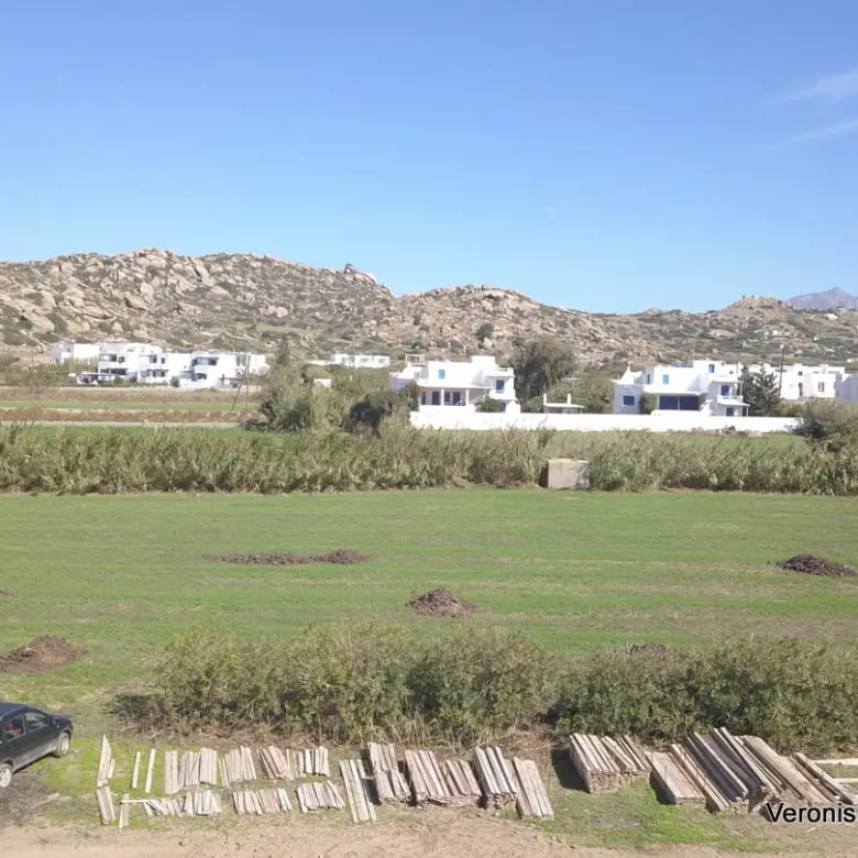 Plaka Naxos – Parcel 4,580m2 / 640652