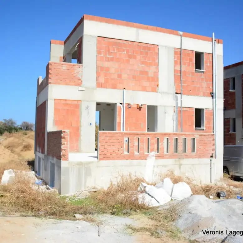 Άγιος Προκόπιος Νάξου – Κατοικίες 150m2 έκαστη / 640650