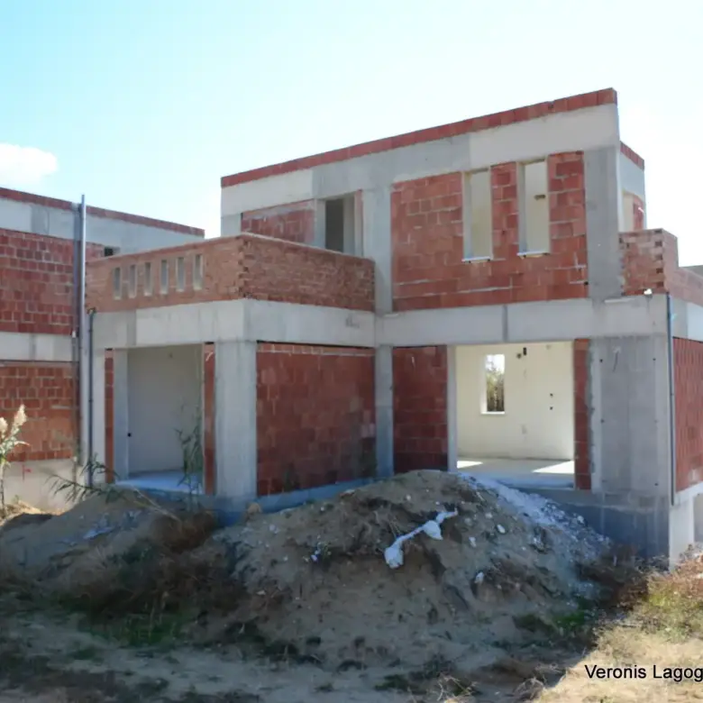 Άγιος Προκόπιος Νάξου – Κατοικίες 150m2 έκαστη / 640650