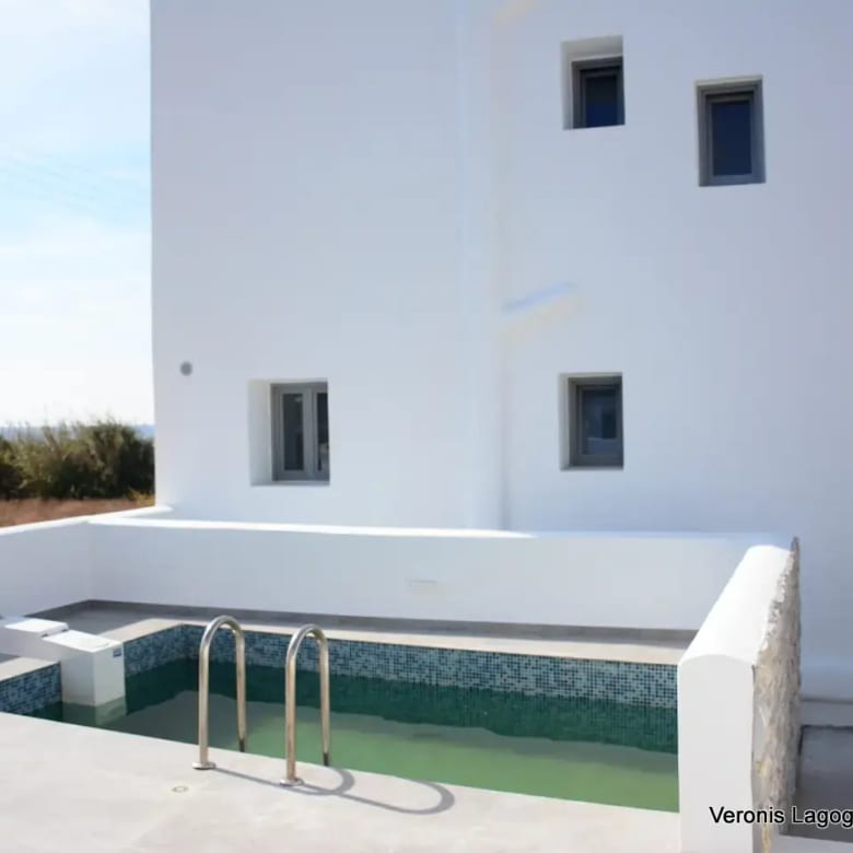 Kastraki Naxos / Houses of 170m2 each / 640654
