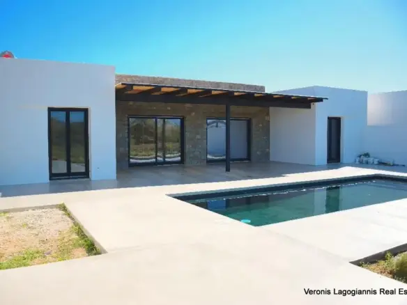Chora Naxos / House of 118m2 / 640655