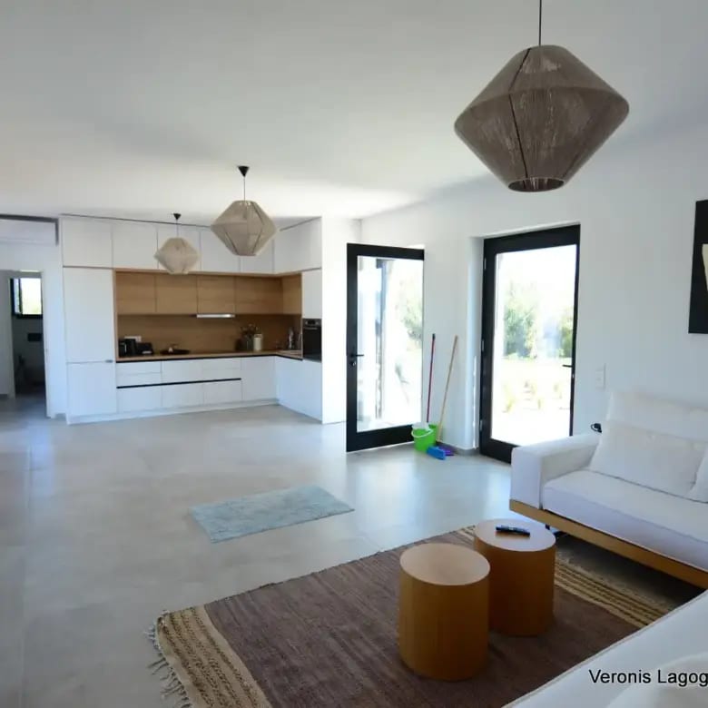 Chora Naxos / House of 118m2 / 640655