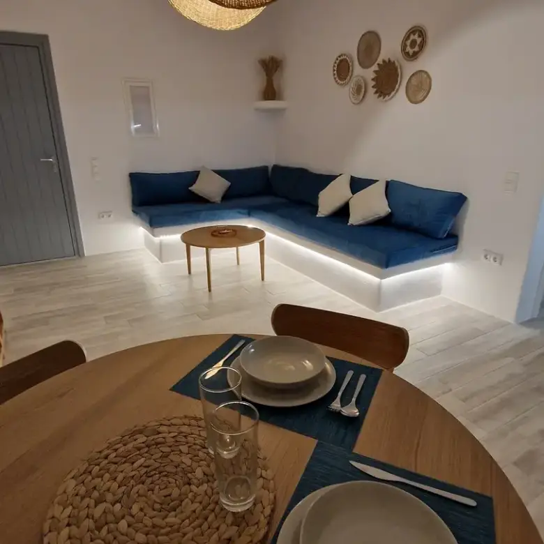Kastraki Naxos / Two houses of 40m2 & 86m2 / 640664