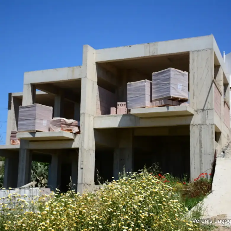 Vivlos Naxos / Three Houses / 640673