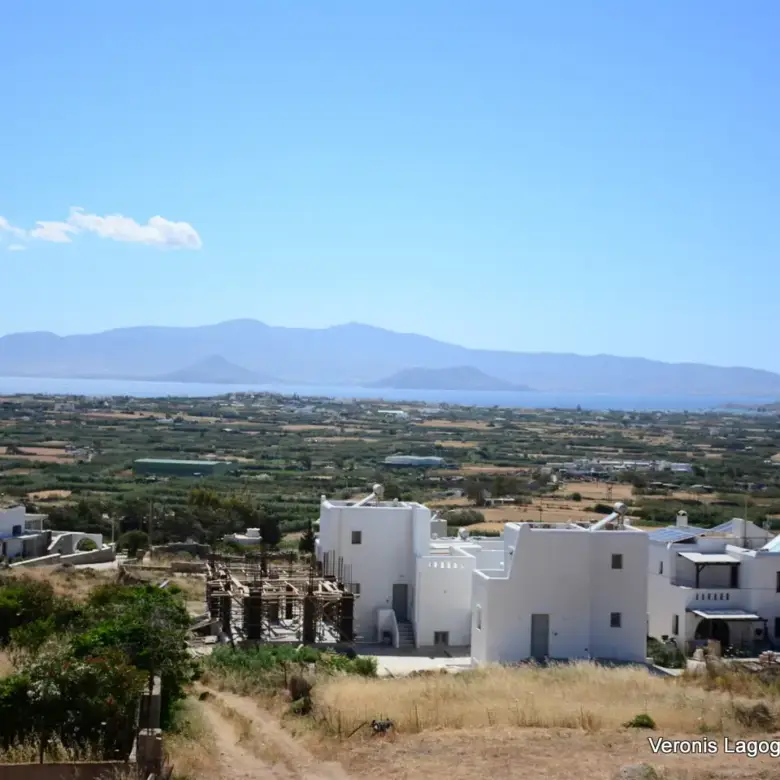 Glinado Naxos / Plot 385.55m2 / 640678