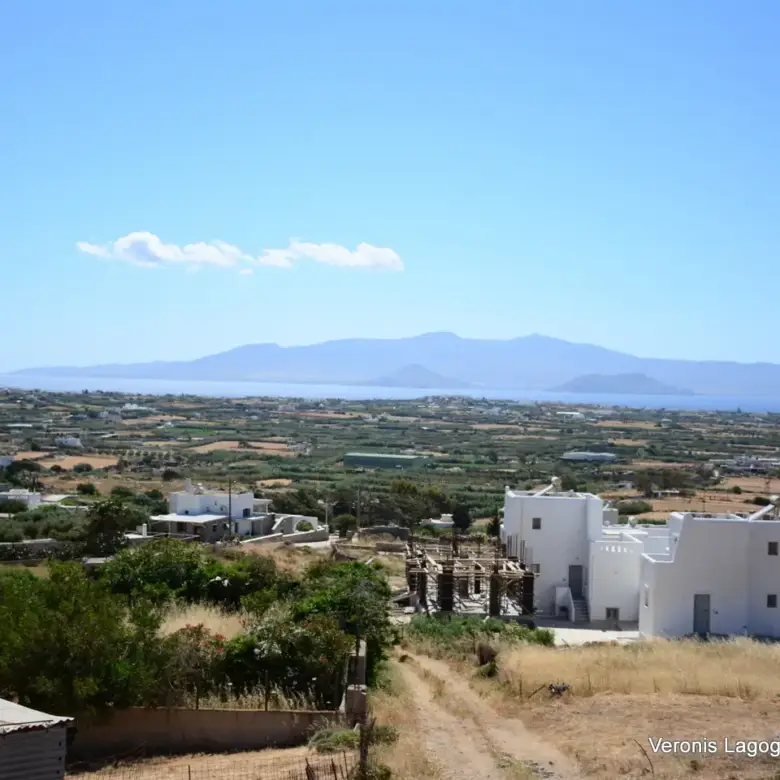 Glinado Naxos / Plot 385.55m2 / 640678