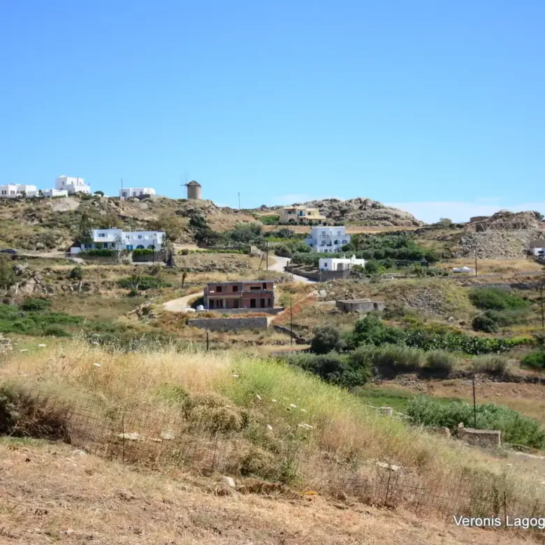 Glinado Naxos / Plot 385.55m2 / 640678