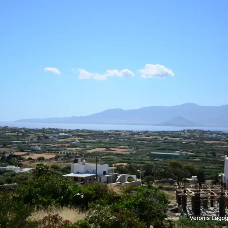 Glinado Naxos / Plot 385.55m2 / 640678