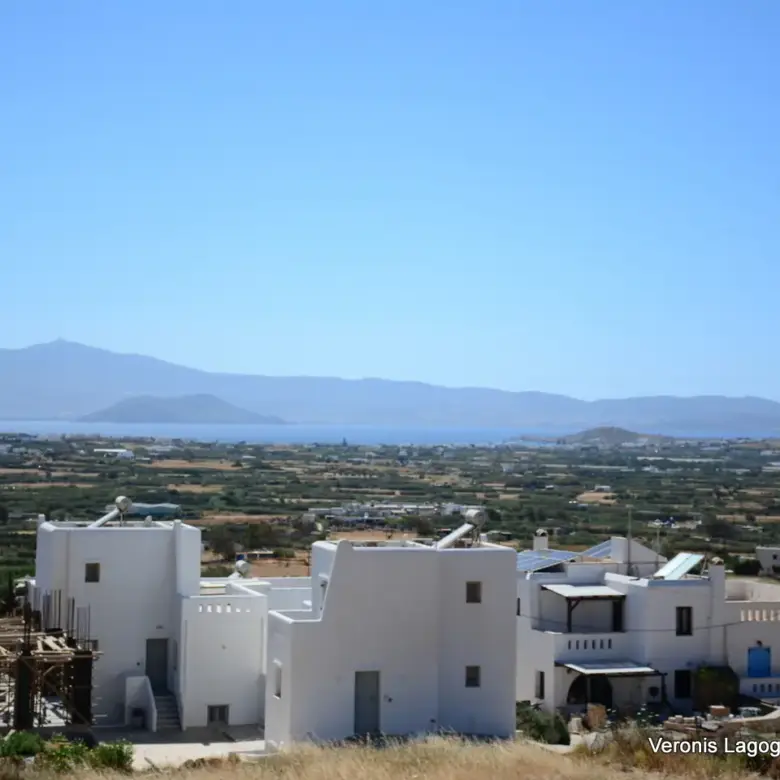 Glinado Naxos / Plot 385.55m2 / 640678
