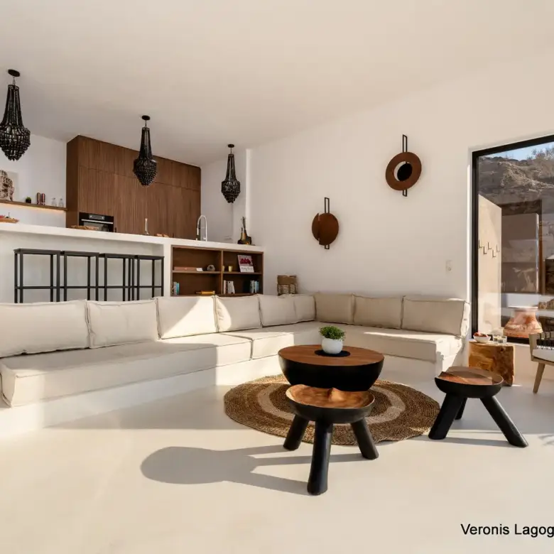 Plaka Naxos / Houses of 185.78m2 / 640676