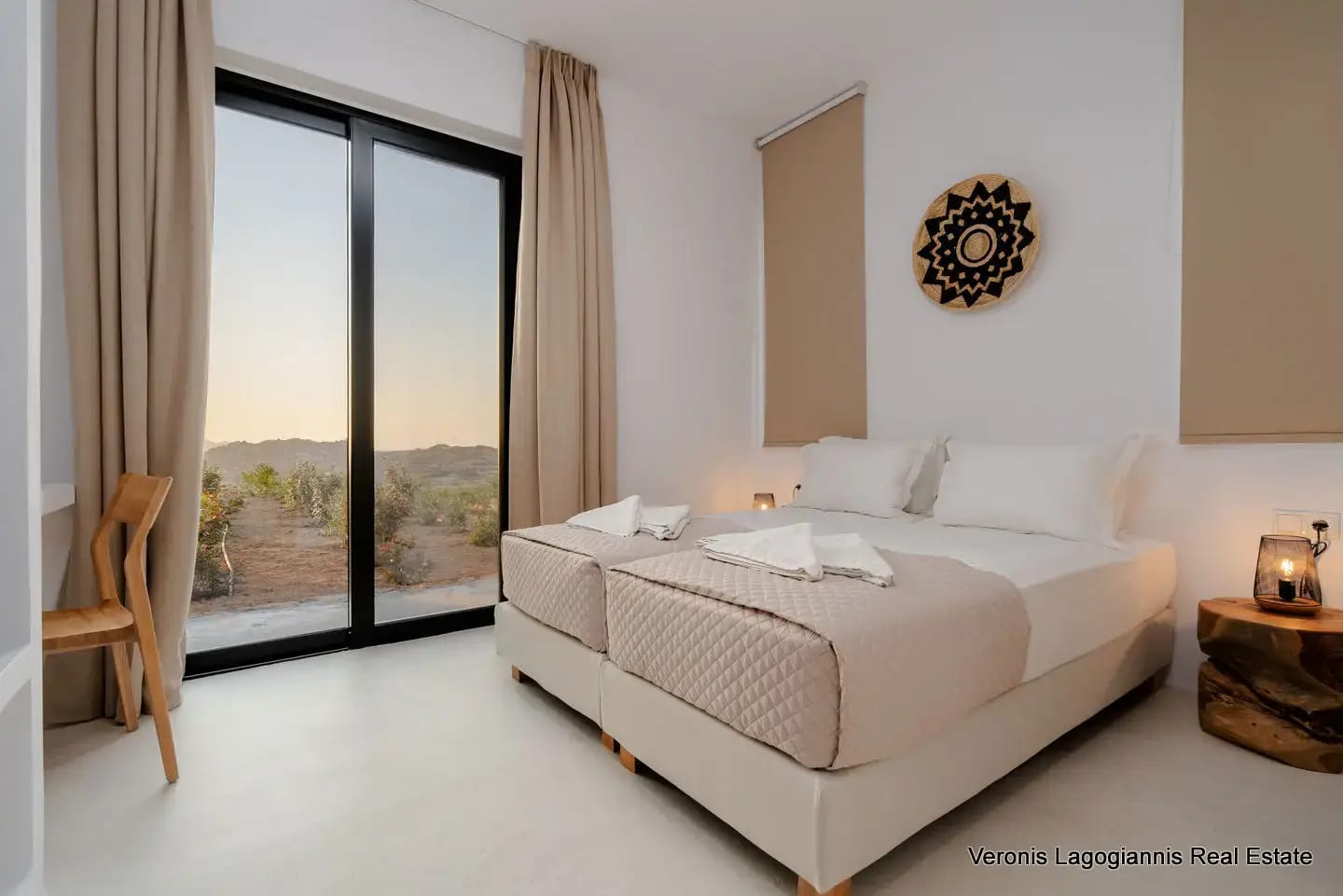 Plaka Naxos / Houses of 185.78m2 / 640676