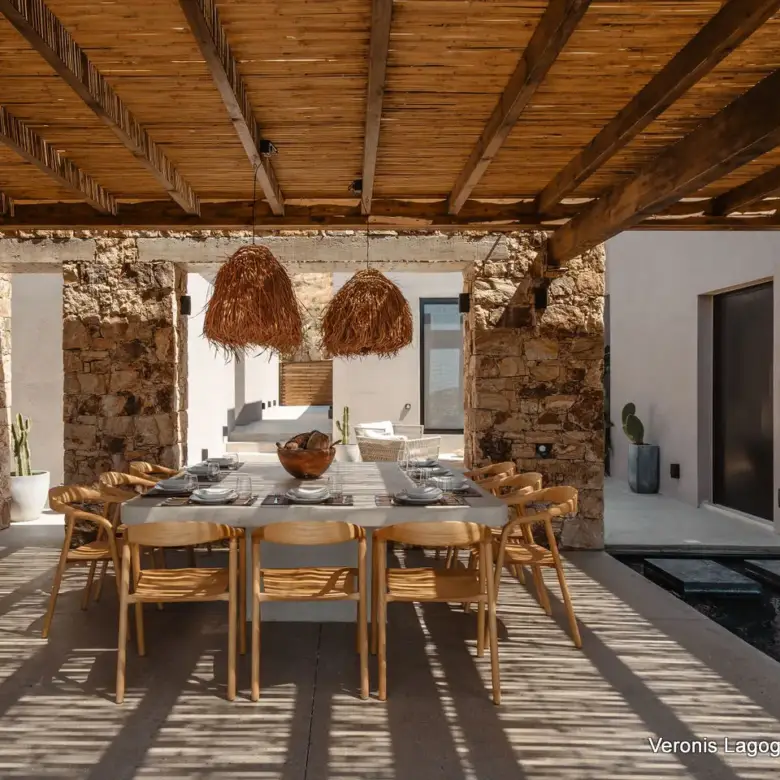 Plaka Naxos / Houses of 185.78m2 / 640676