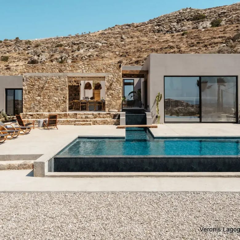Plaka Naxos / Houses of 185.78m2 / 640676