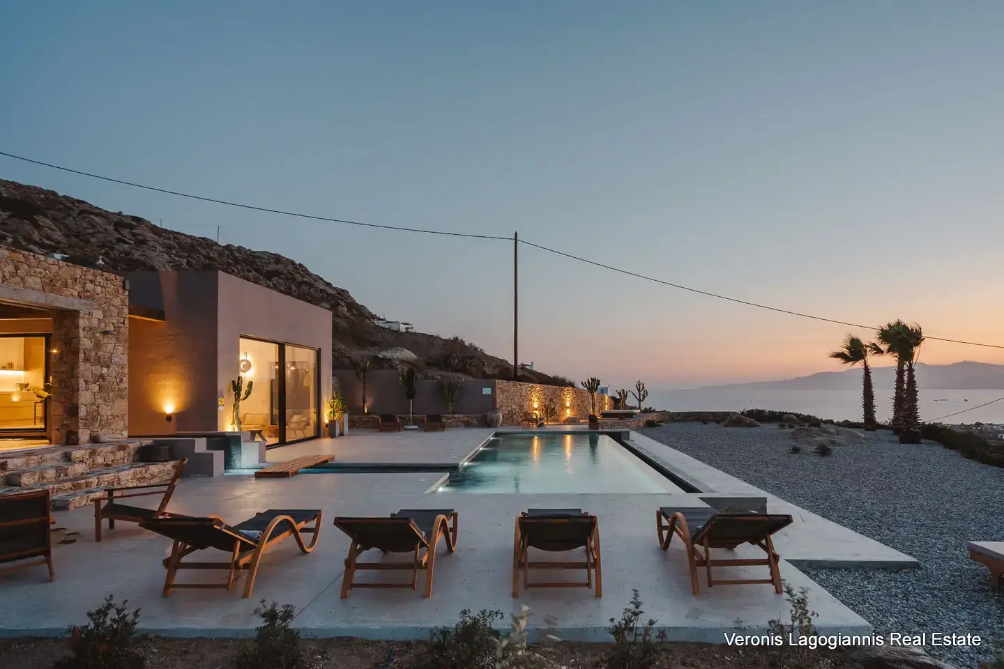 Plaka Naxos / Houses of 185.78m2 / 640676